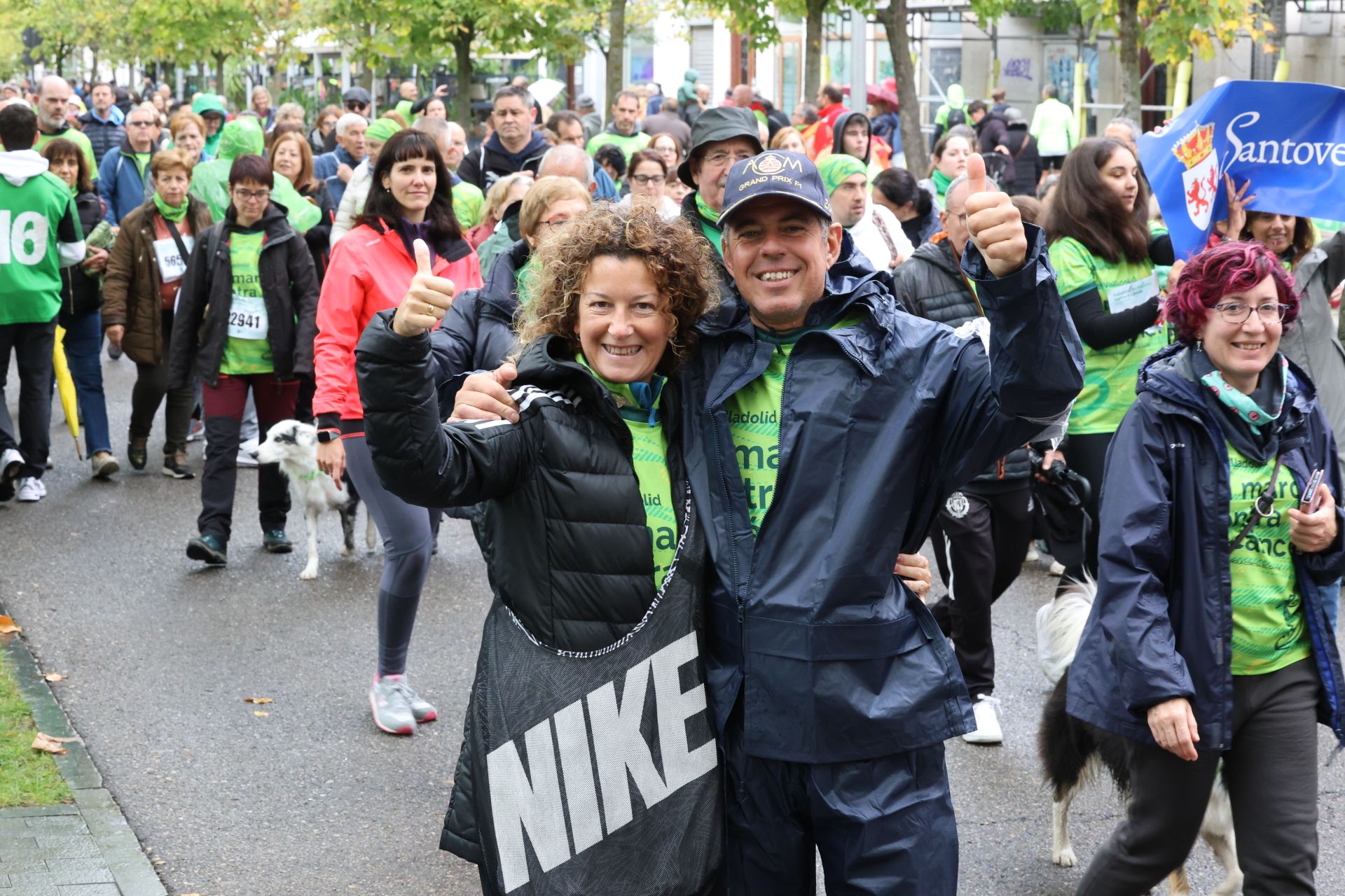 Todas las imágenes de la XIII Marcha contra el cáncer en Valladolid (2/3)