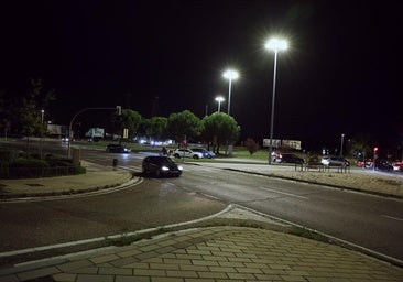 Una herida en un accidente junto al puente de la Hispanidad