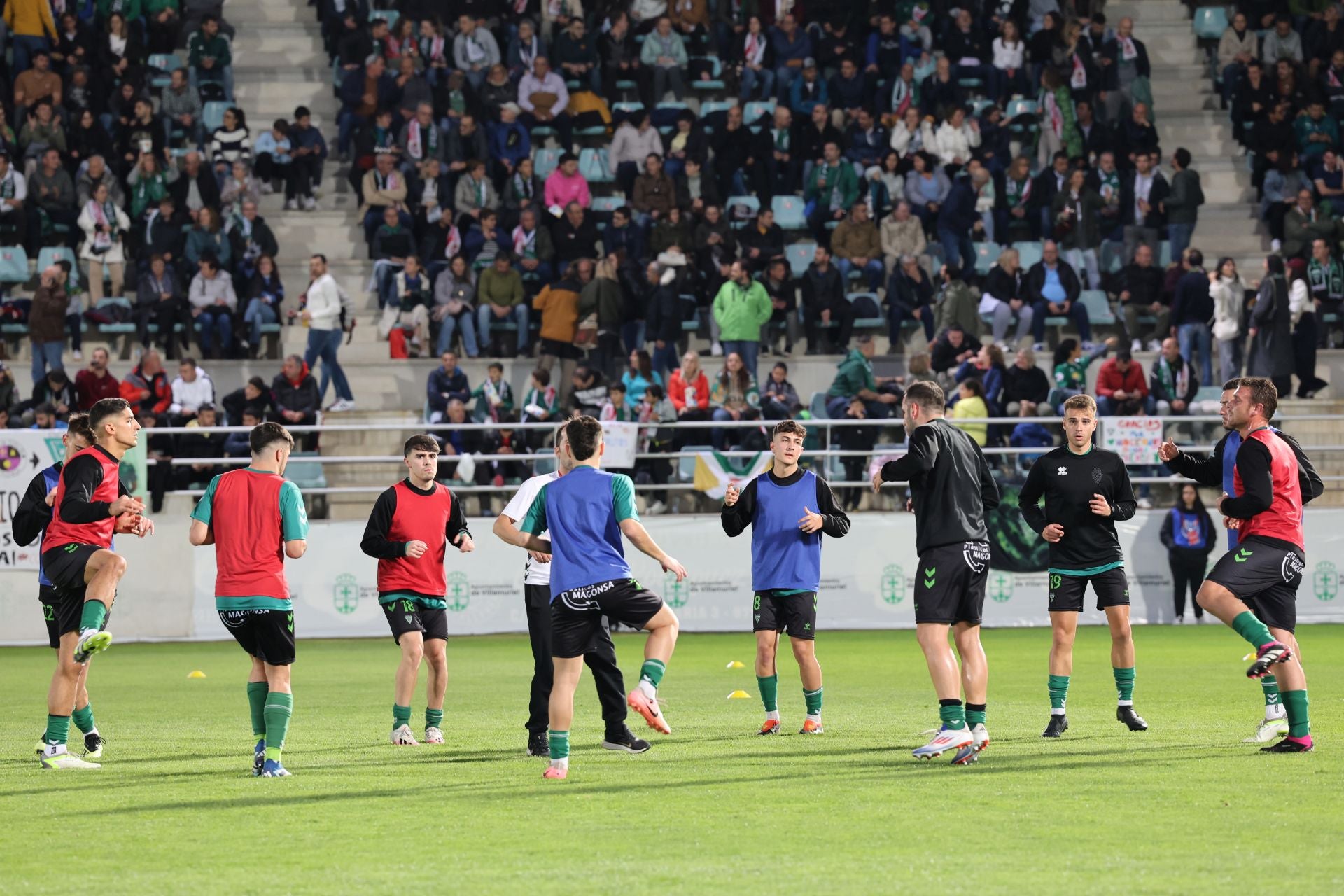 El público abarrota La Balastera con la Copa del Rey