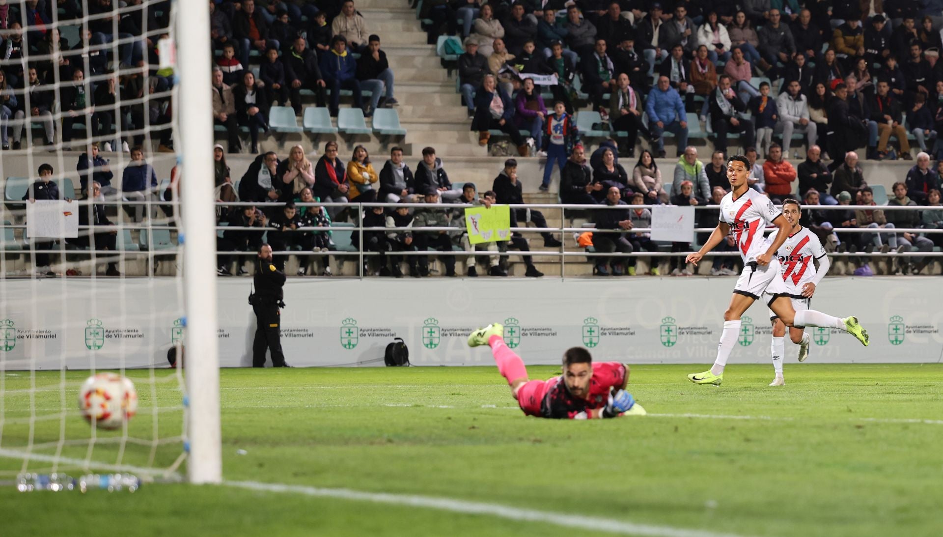 Así ha plantado cara el Villamuriel al Rayo Vallecano en el 0-5