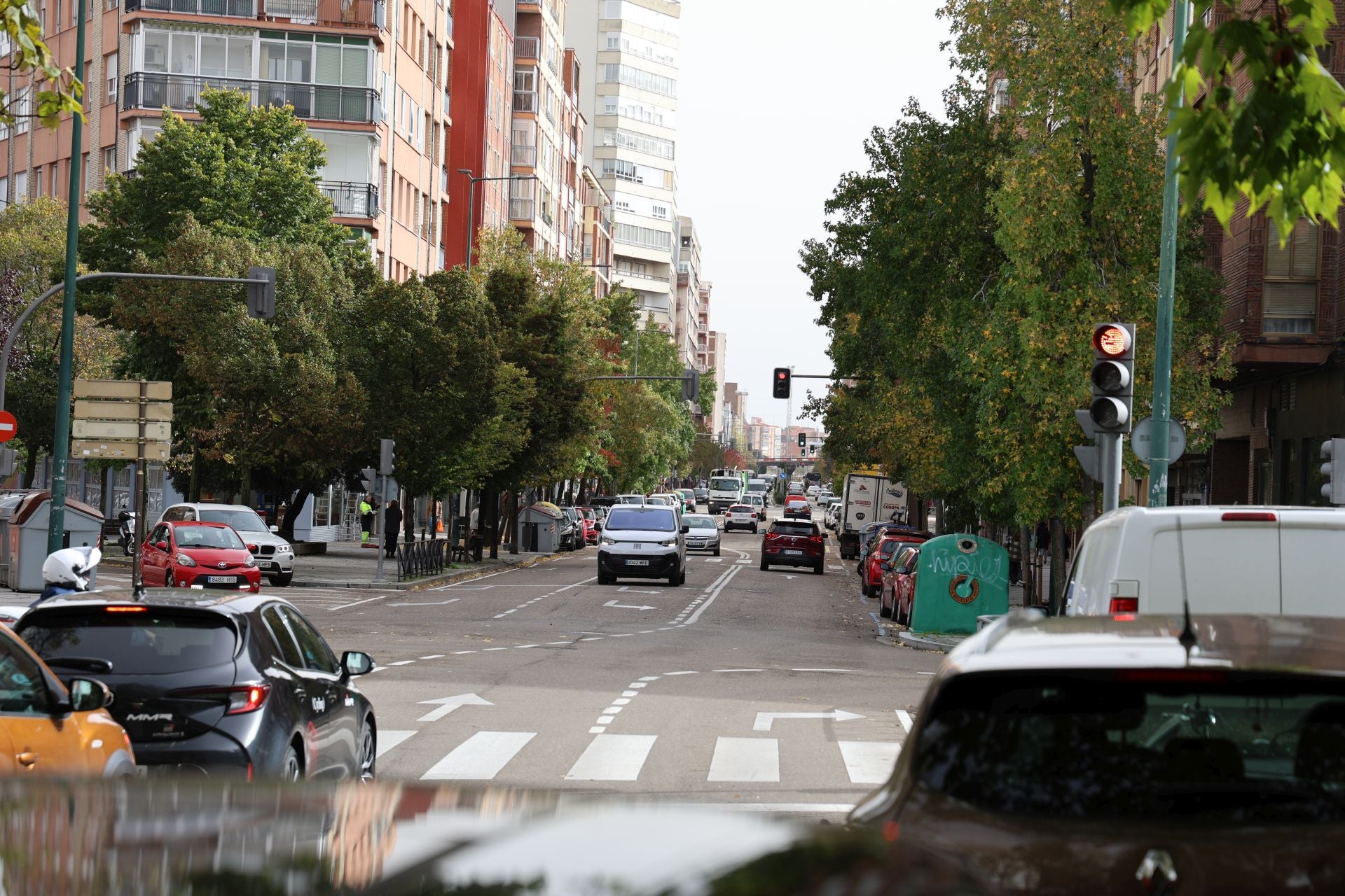 La calle Puente Colgante, en imágenes