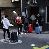 Los dos últimos puentes del año animan a los palentinos a viajar hacia circuitos culturales
