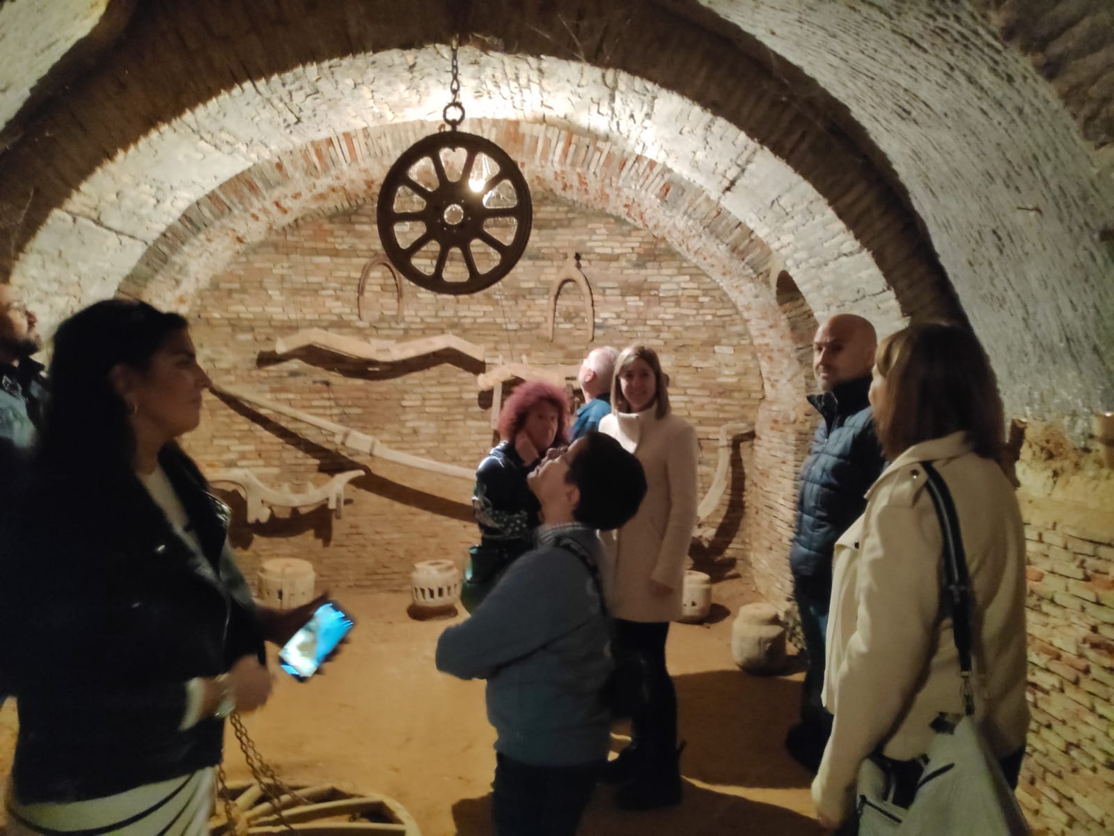 Villalón de Campos enseña sus bodegas