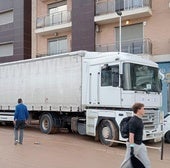 De Tierra de Campos a la zona cero de la tragedia con un tráiler cargado de agua