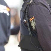 Apuñalan a un menor de 16 años en una pierna en la calle Rizarzuela