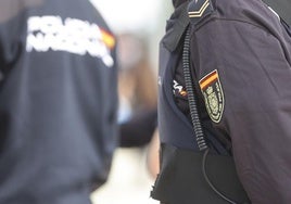 Apuñalan a un menor de 16 años en una pierna en la calle Rizarzuela