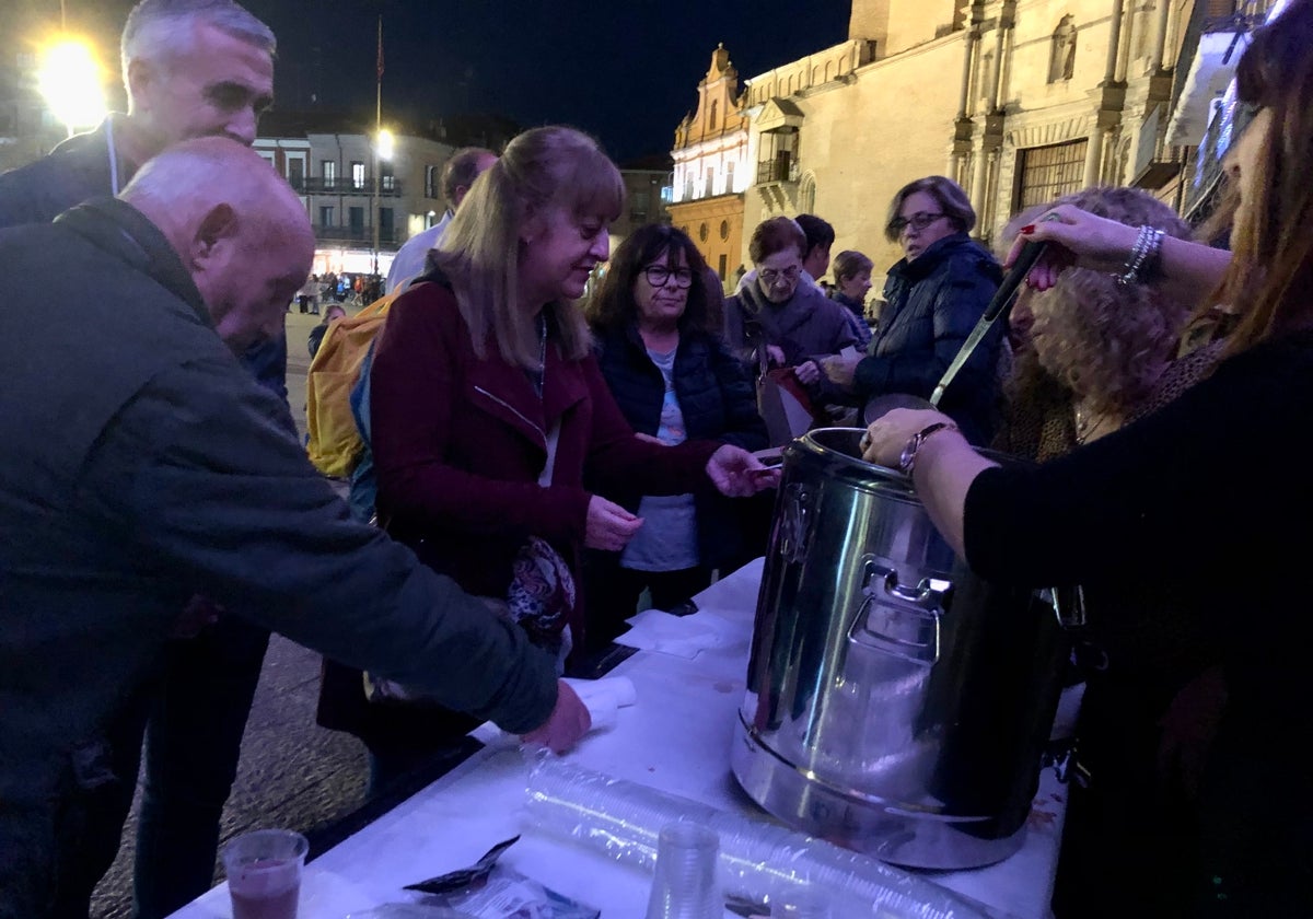 Chocolatada solidaria en Medina del Campo