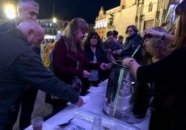 Chocolatada solidaria en Medina del Campo