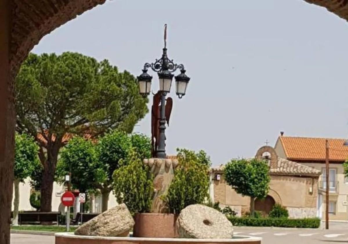 Plaza Mayor de San Miguel del Pino.