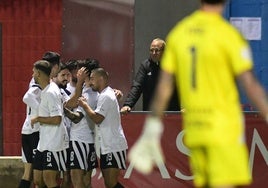 Celebración del gol de Hugo Díaz en Tarazona.