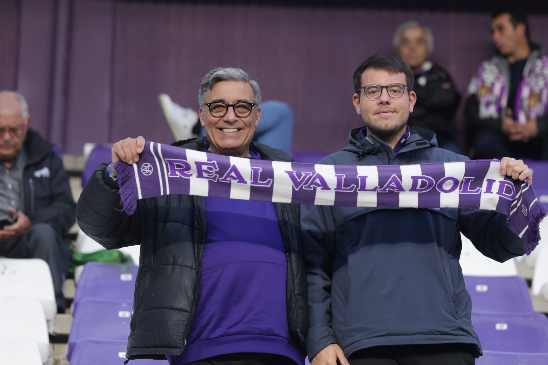 Búscate en la grada del estadio José Zorrilla (2/4)