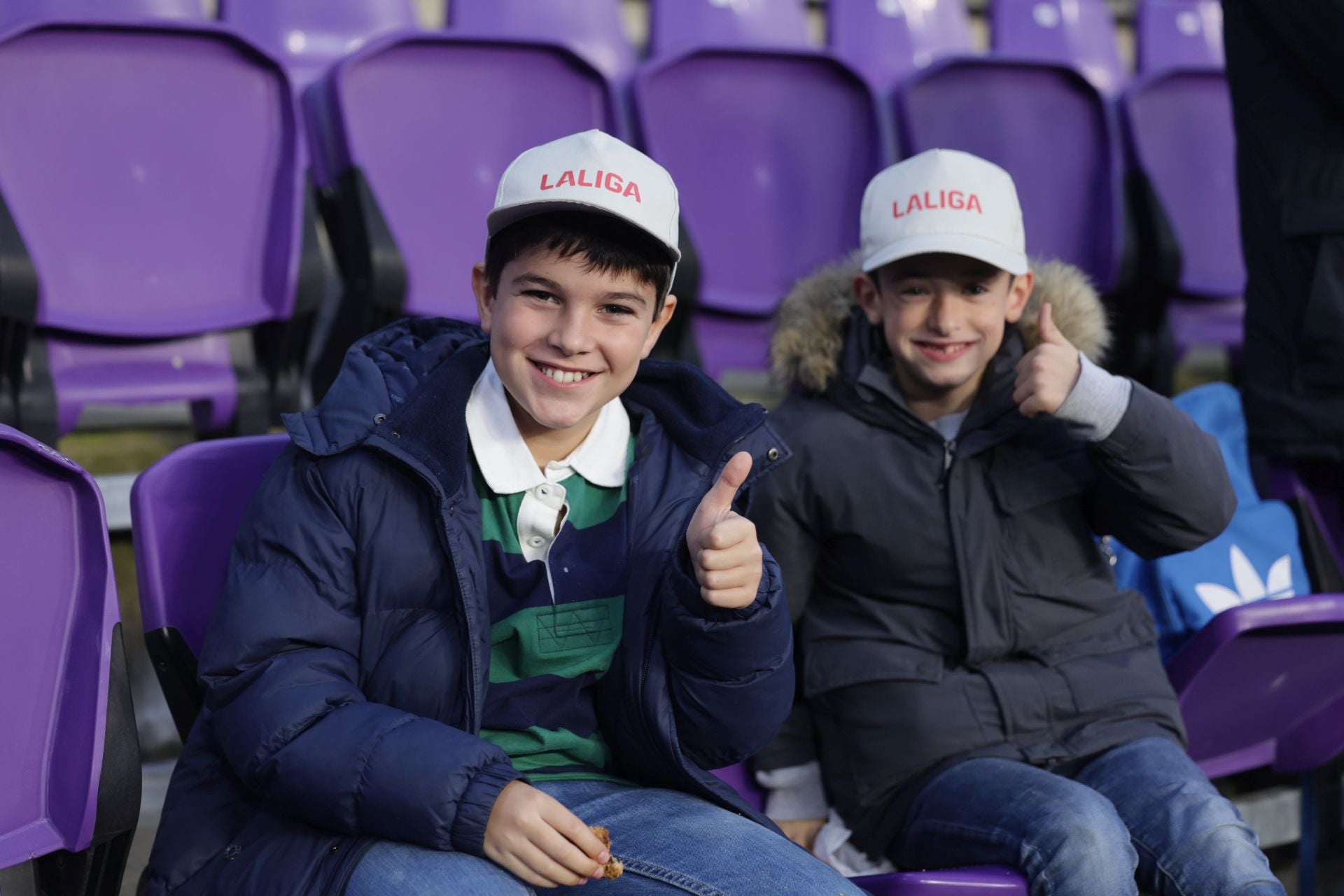 Búscate en la grada del estadio José Zorrilla (2/4)