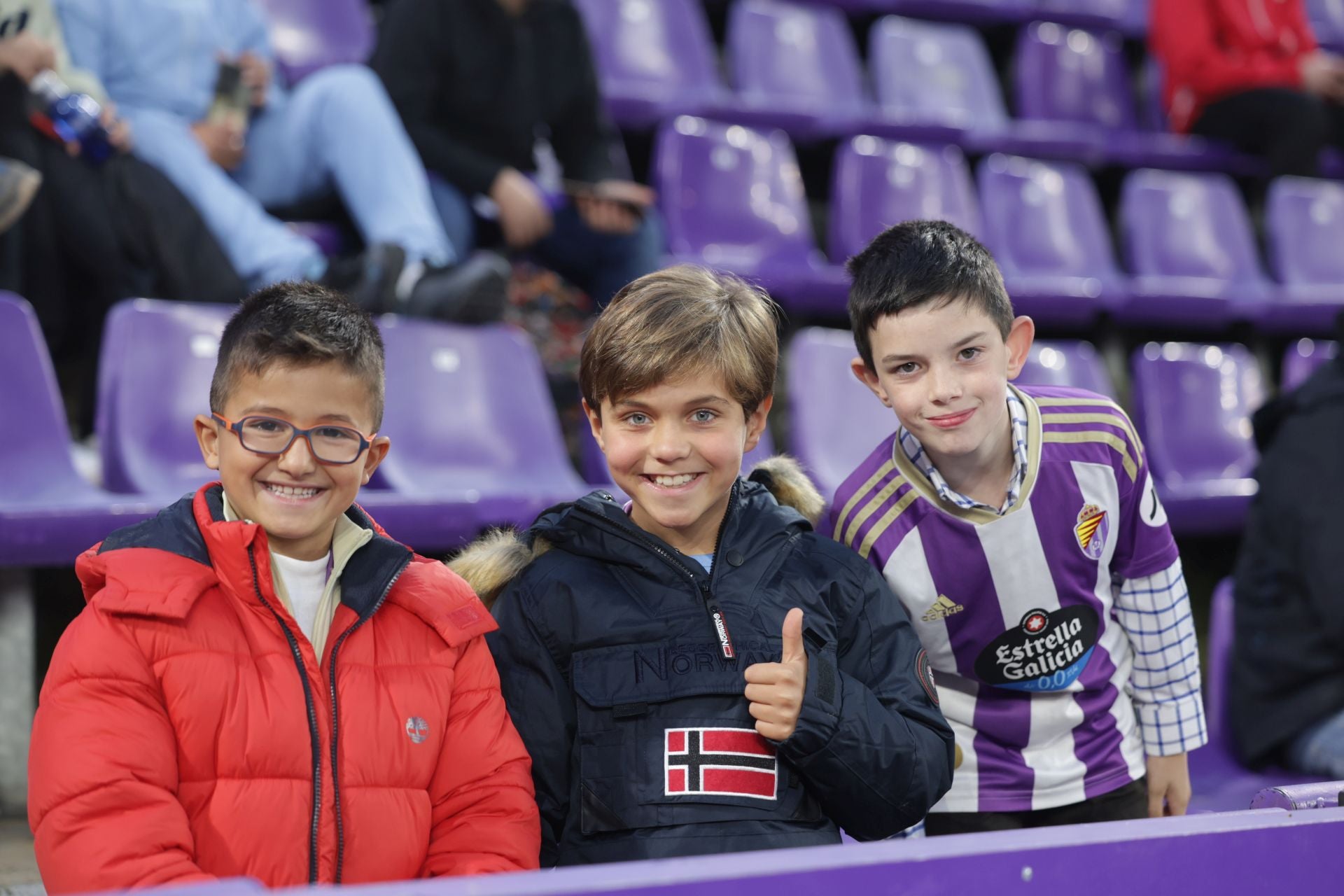 Búscate en la grada del estadio José Zorrilla (4/4)