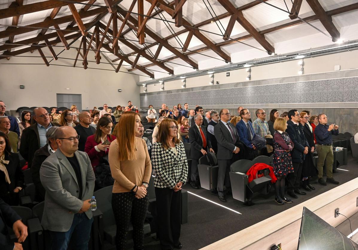 Sesión inaugural de la apertura del curso de la UNED.