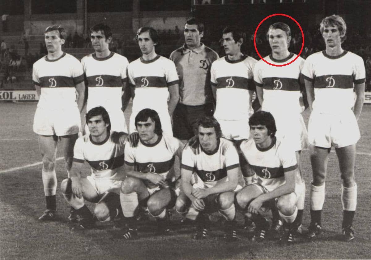 La formación del Dynamo de Kiev que ganó las ediciones de 1973 y 74 del Trofeo Ciudad de Valladolid en el Viejo Estadio; en el círculo Oleg Blokhin, que ganaría el Balón de Oro un año después.