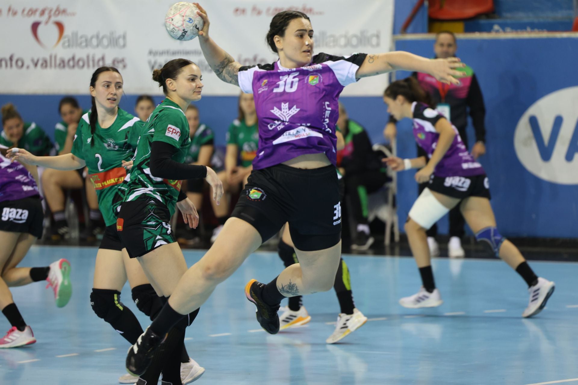 Las imágenes del partido del Aula en la de la EHF European Cup