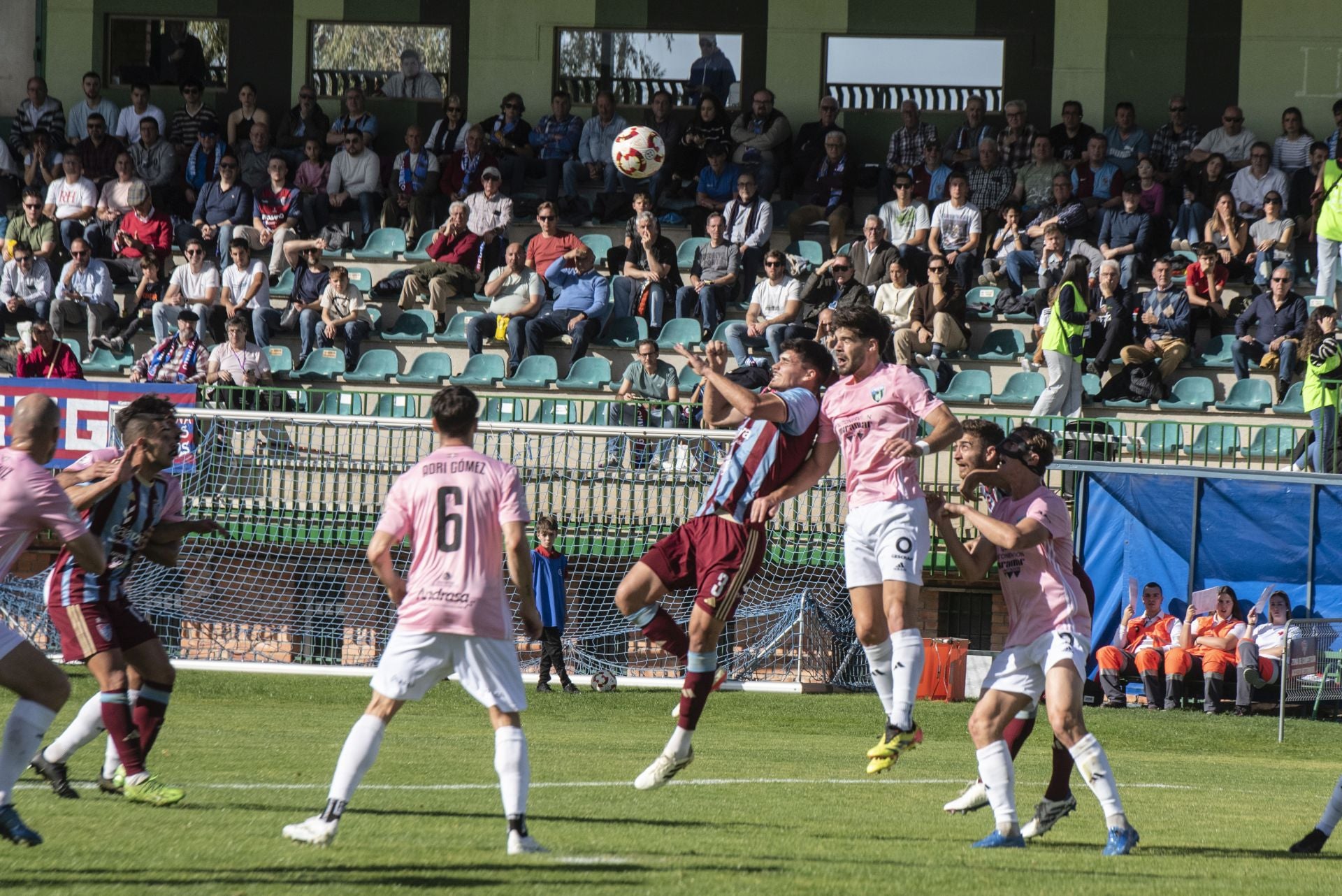 Fotos del partido entre la Segoviana y el Sestao