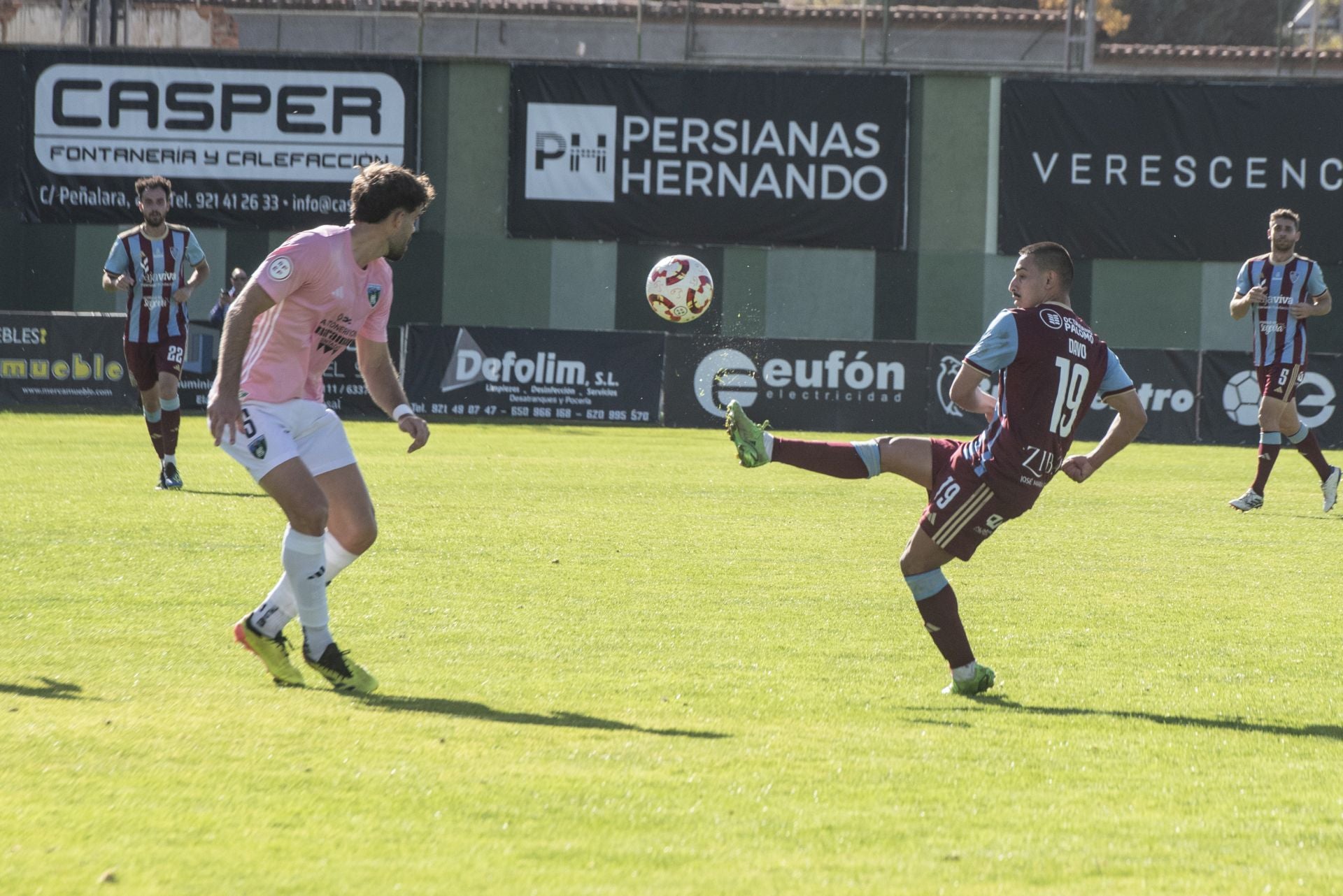 Fotos del partido entre la Segoviana y el Sestao