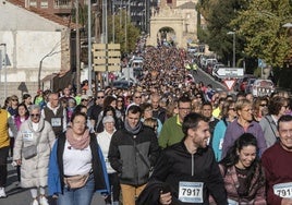 Los participantes suben a Nueva Segovia por la Carretera de San Rafael.