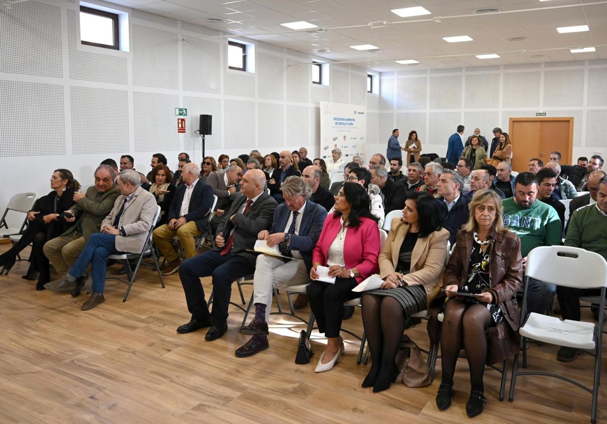 Asistentes a la jornada en Palenzuela.