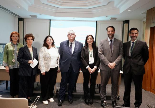 Inauguración de la jornada sobre vacunación.