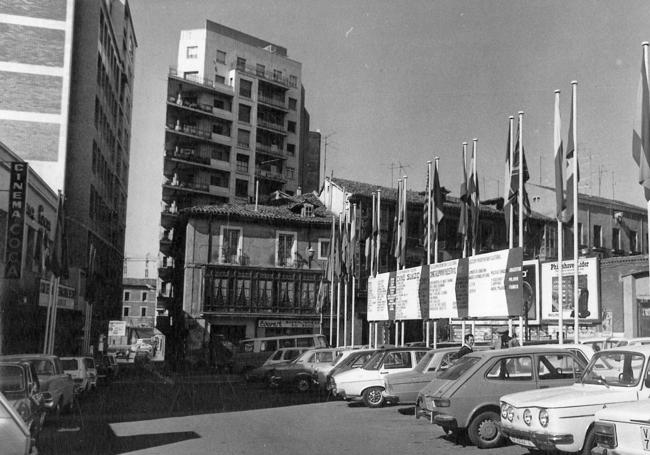 La plaza en los años 70.