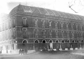 Exterior del Frontón de Fiesta Alegre, derribado en 1967.