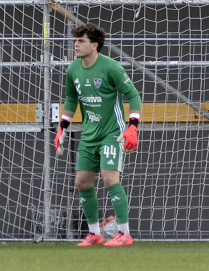 Fotos de la derrota de la Segoviana ante la Real B