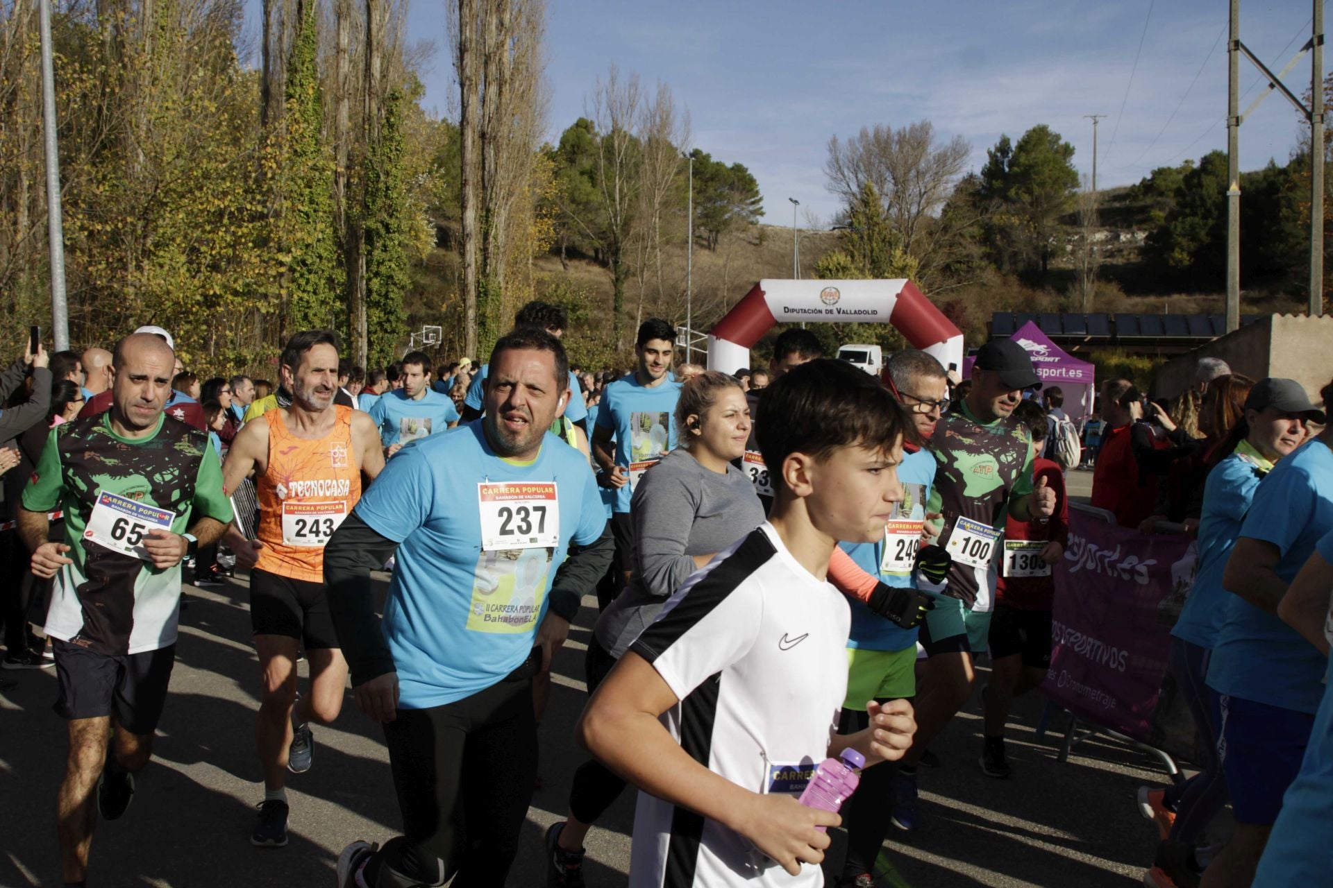 La carrera y marcha solidaria Bahabón, en imágenes