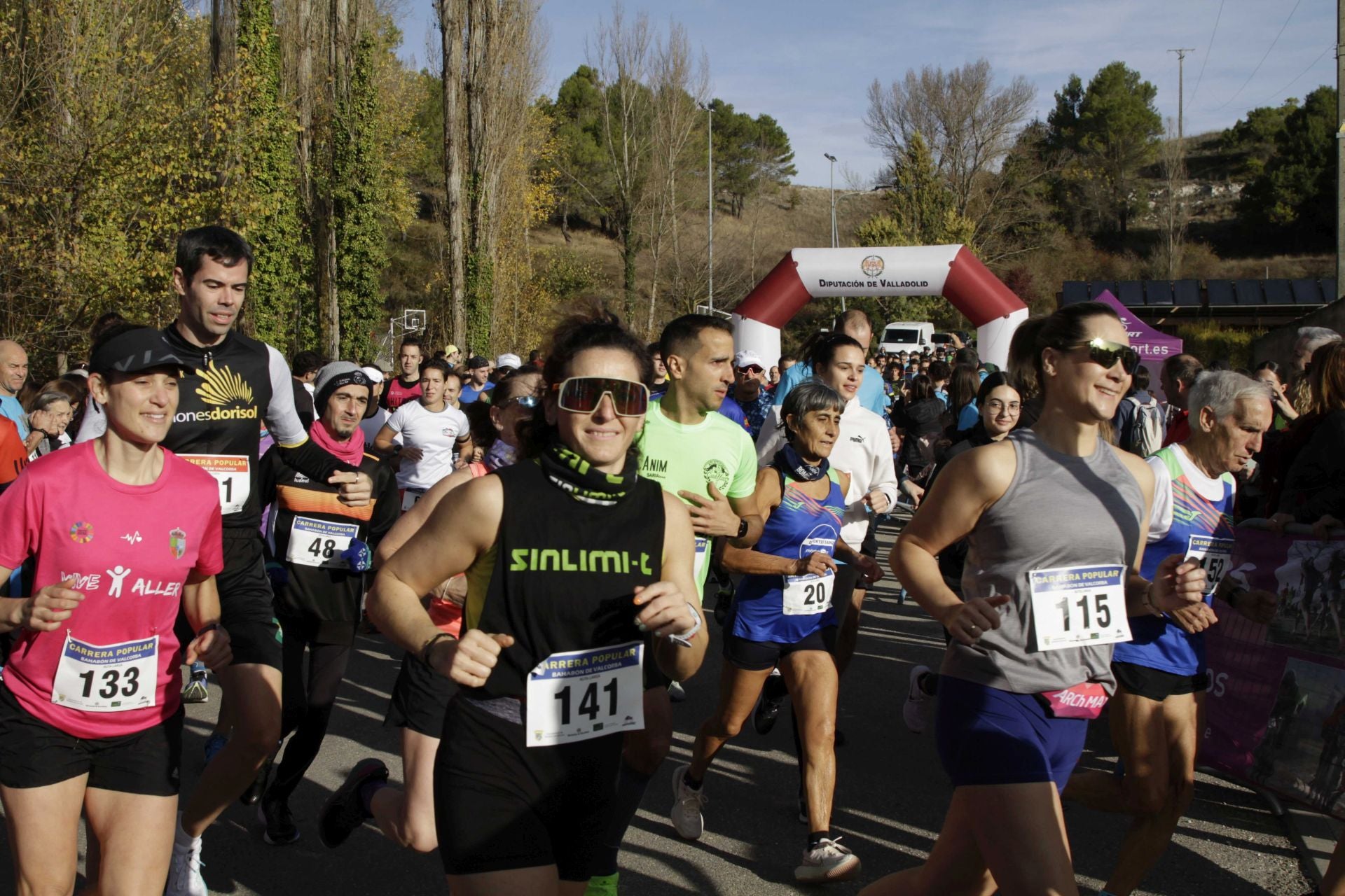 La carrera y marcha solidaria Bahabón, en imágenes