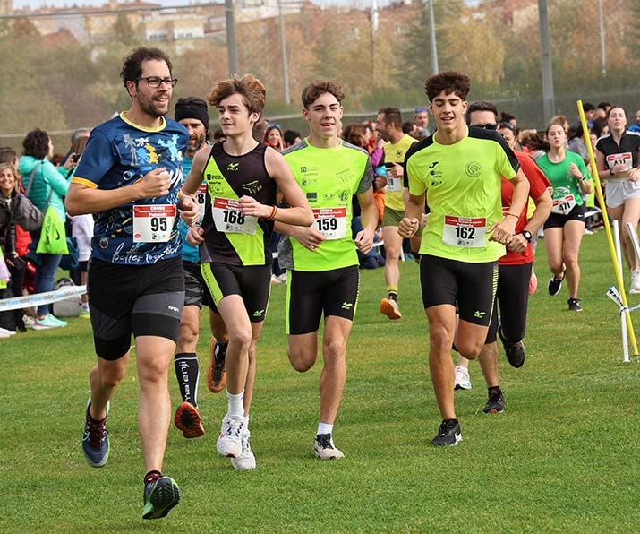 Palencia vibra con un multitudinario Cross