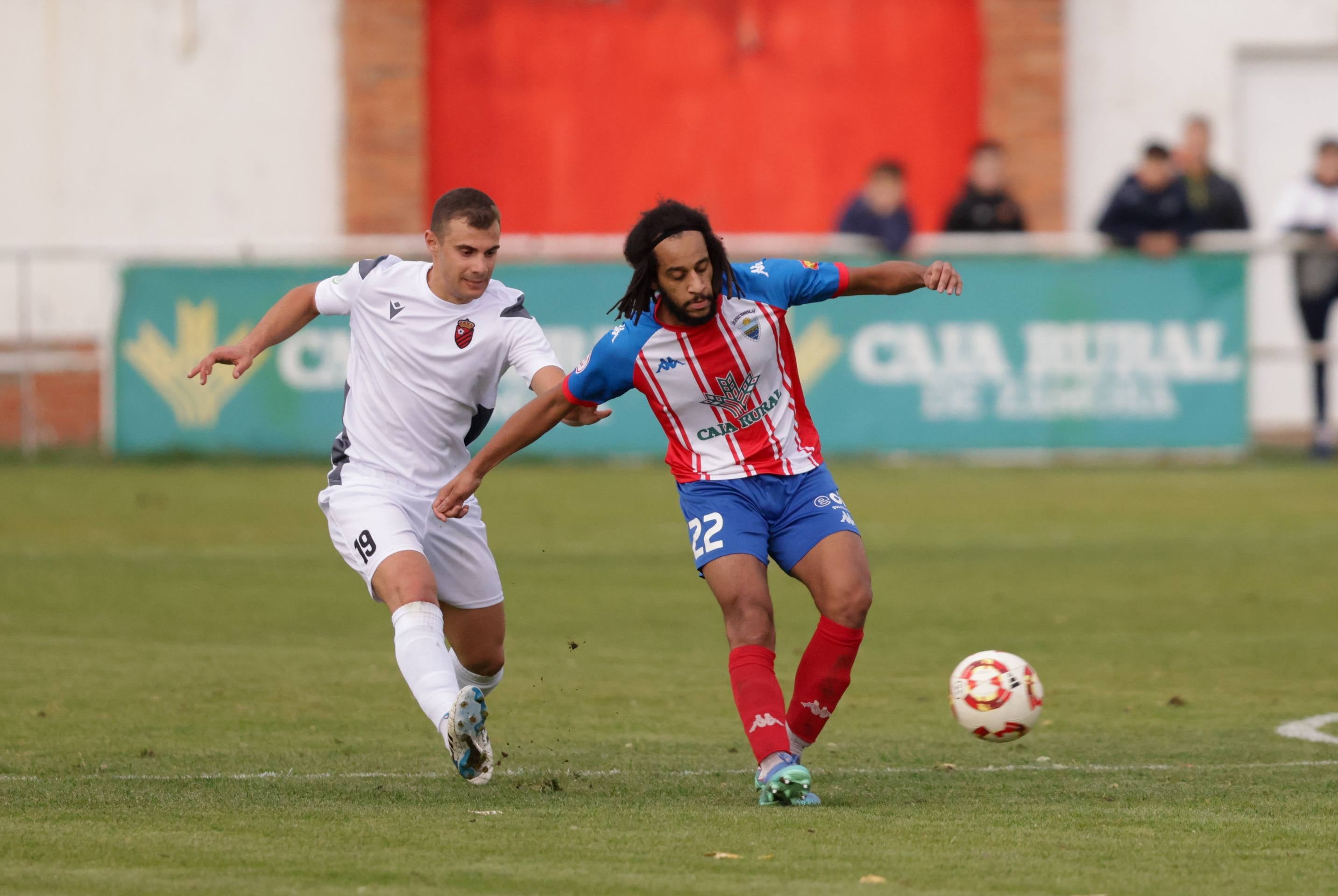 La goleada del Tordesillas al Laguna, en imágenes