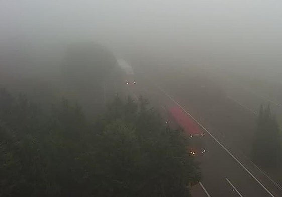 Aspecto de la A-62 a su paso por Valladolid, a las ocho y media de la mañana de este miércoles.