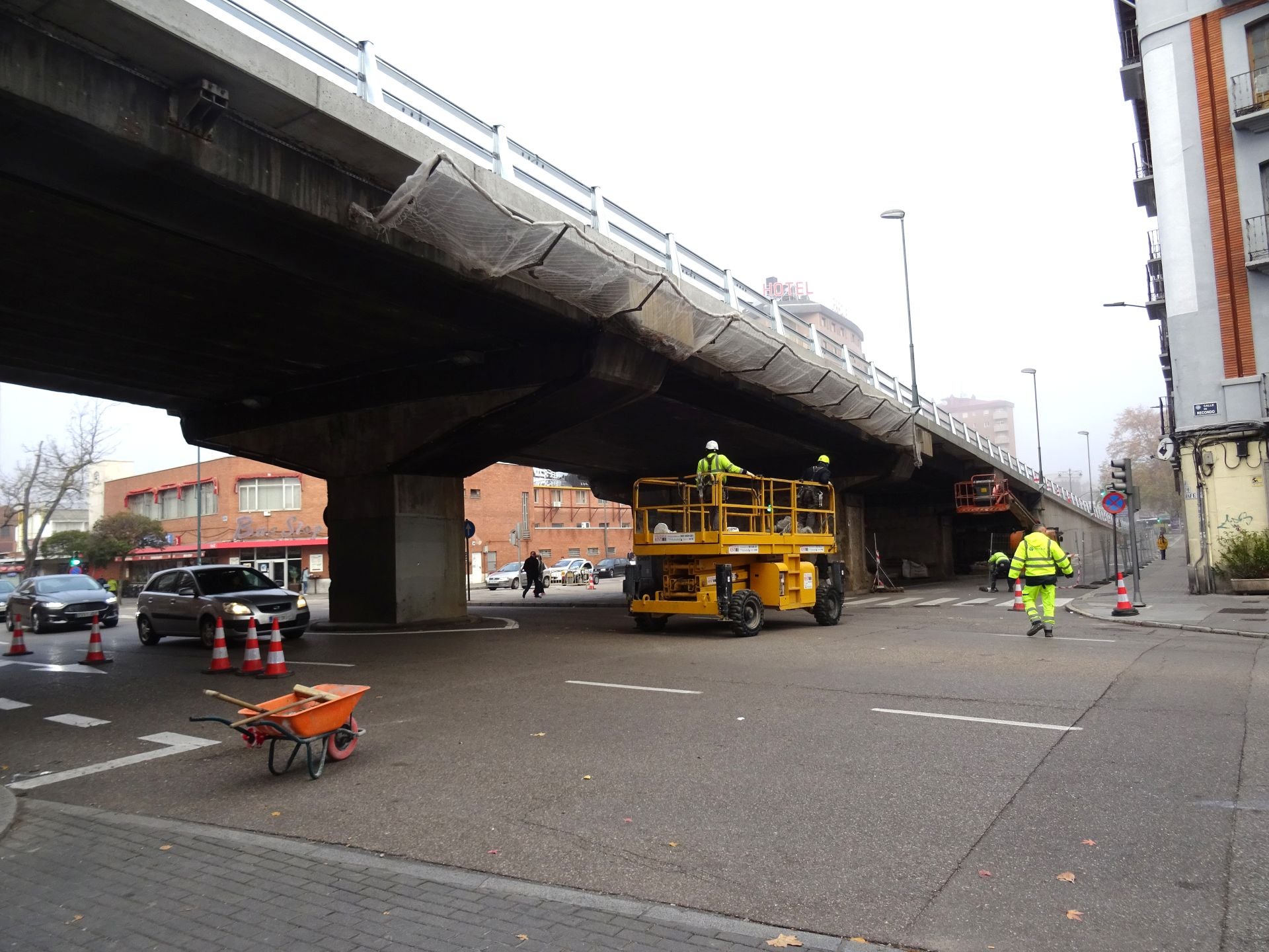 Las imágenes de las obras de remodelación del viaducto de Arco de Ladrillo