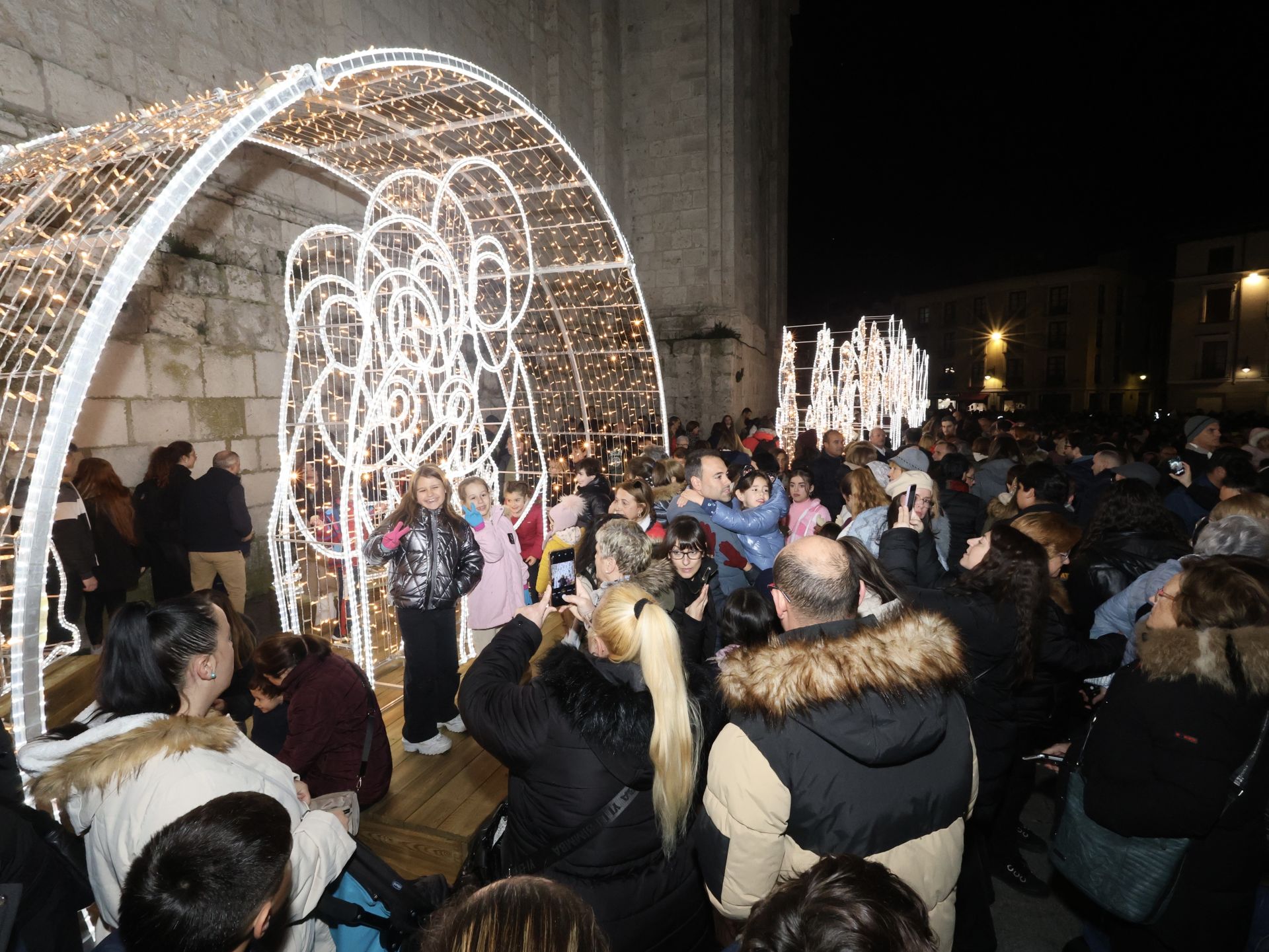 Un recorrido en imágenes por las luces de Navidad en Valladolid