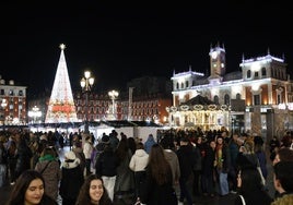 Un recorrido en imágenes por las luces de Navidad en Valladolid