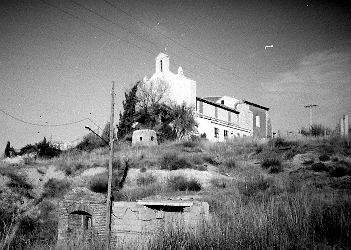 Entorno de la ermita de El Villar de Laguna de Duero. Noviembre de 1998.