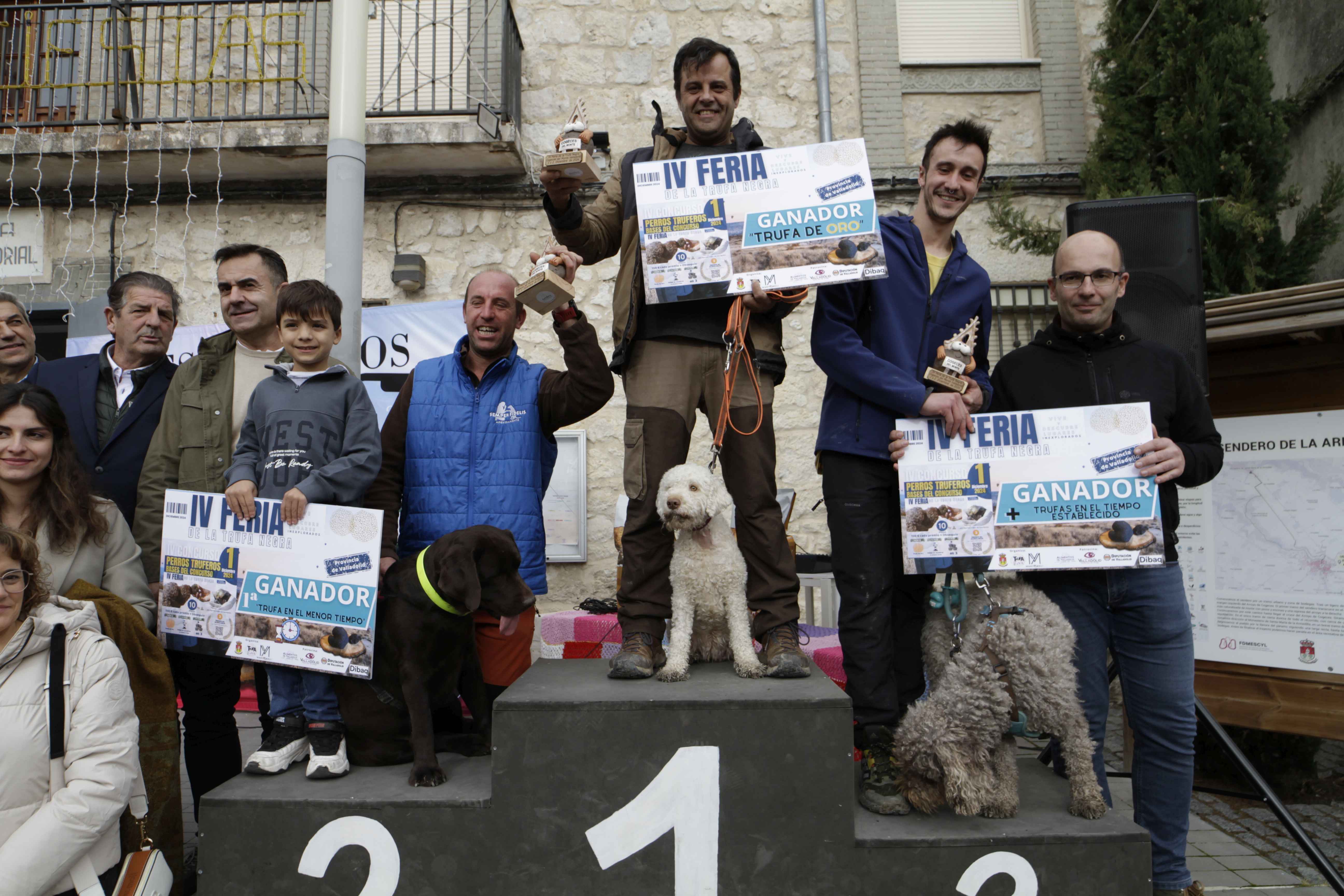 La IV Feria de la Trufa Negra de Cogeces del Monte, en imágenes