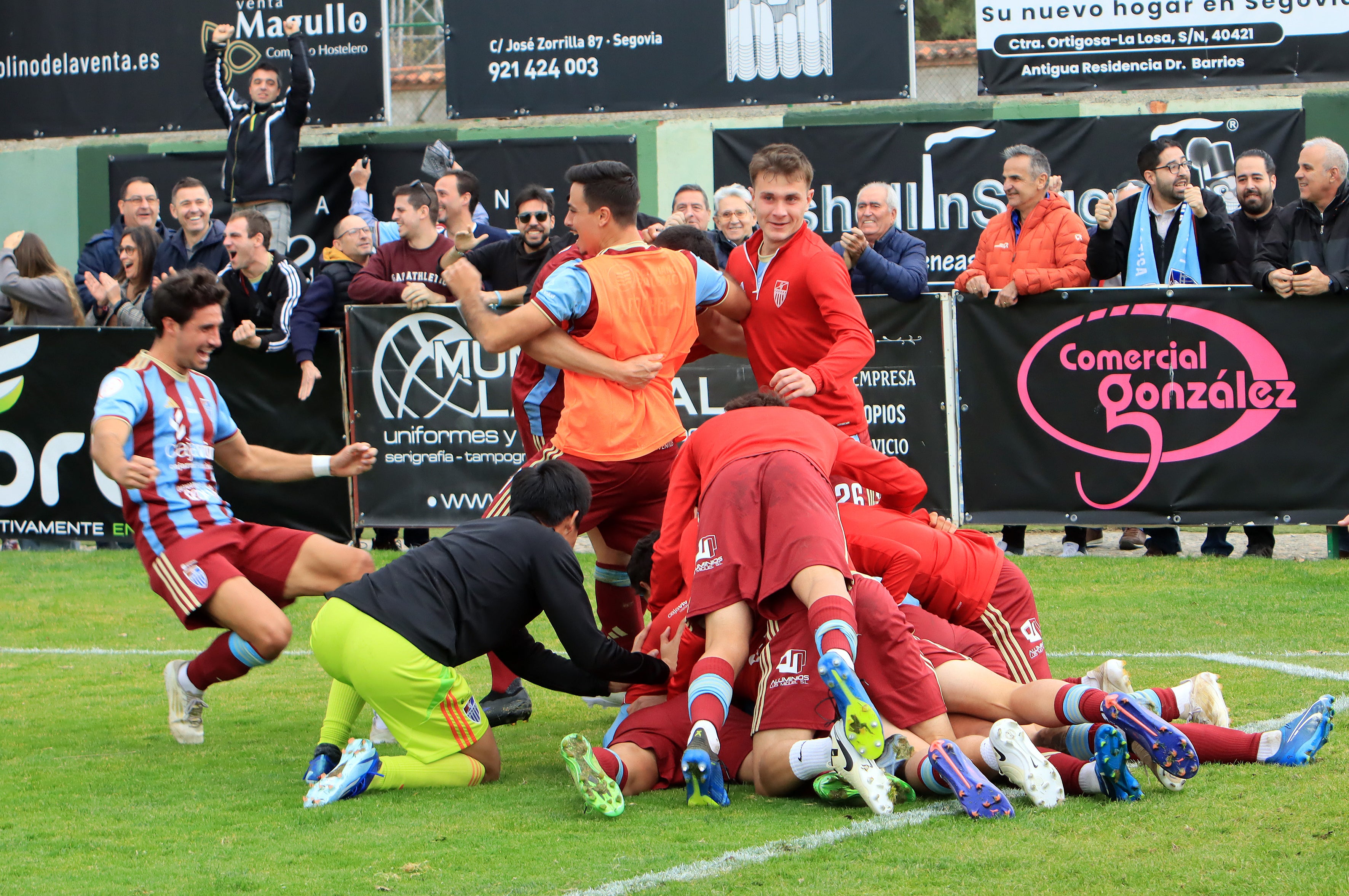 Las mejores fotos de la remontada de la Segoviana ante el Andorra