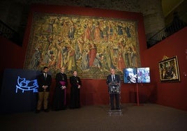 Gonzalo Santonja, durante el balance de Las Edades, en Villafranca del Bierzo.