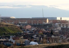 Panorámica de una parte de las viviendas del casco urbano de Bernuy de Porreros, en el alfoz de Segovia.