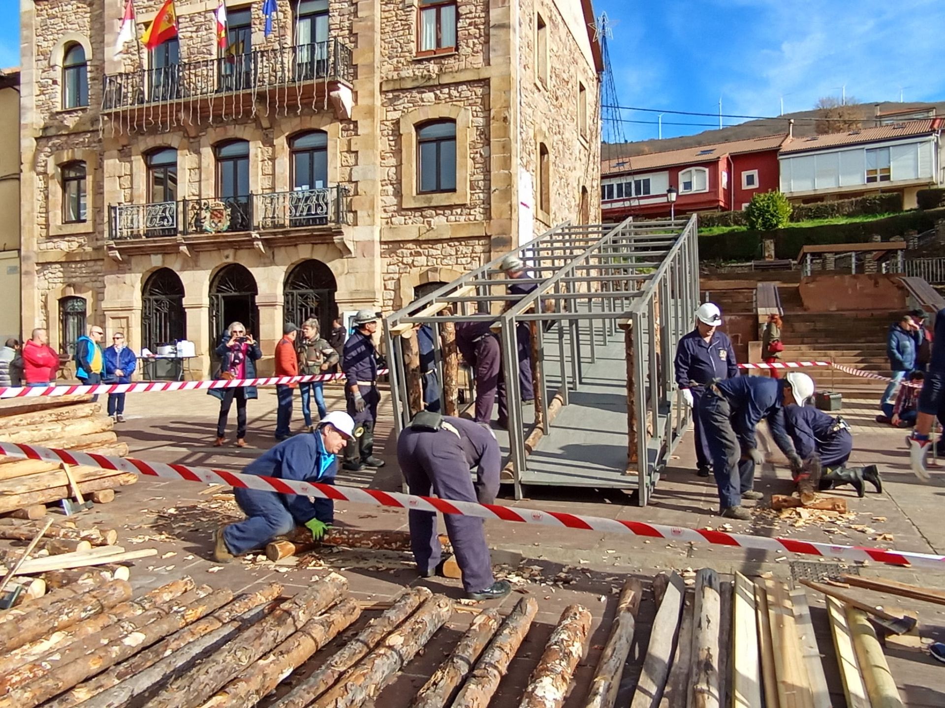 Los entibadores postean en Barruelo por Santa Bárbara