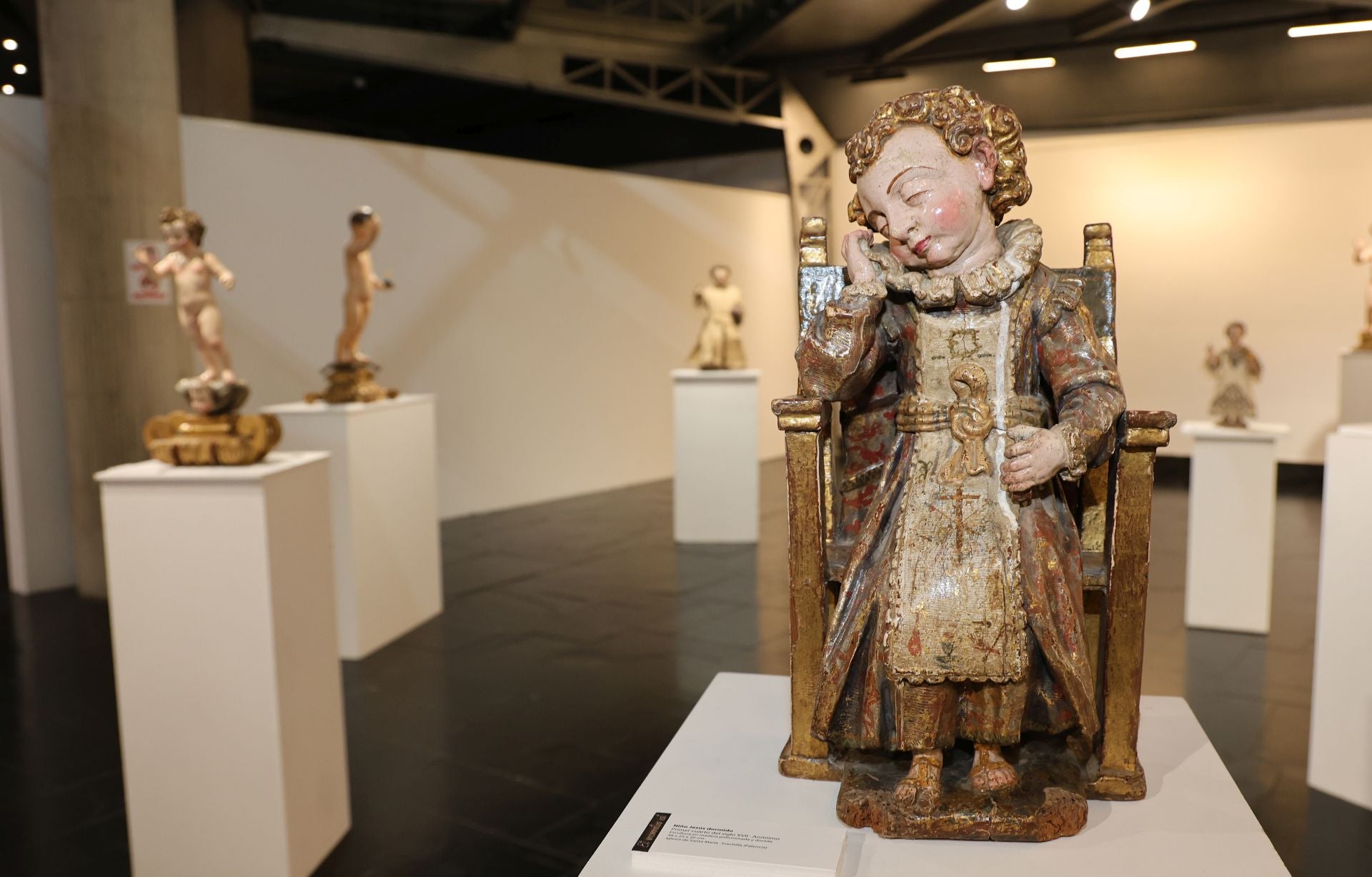 Palencia reúne en el Museo esculturas del Niño Jesús