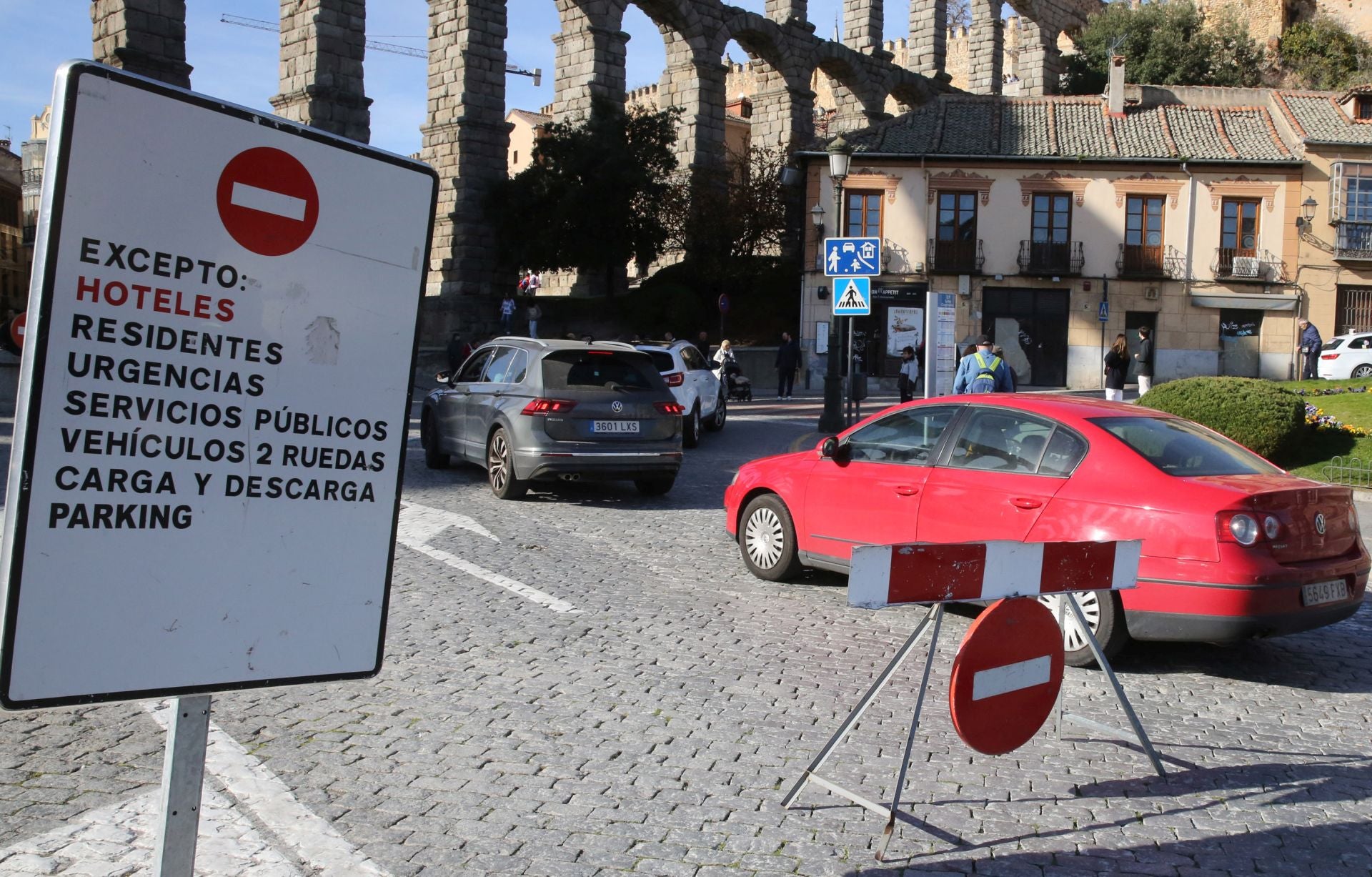 Primer día del puente de la Constitución en Segovia