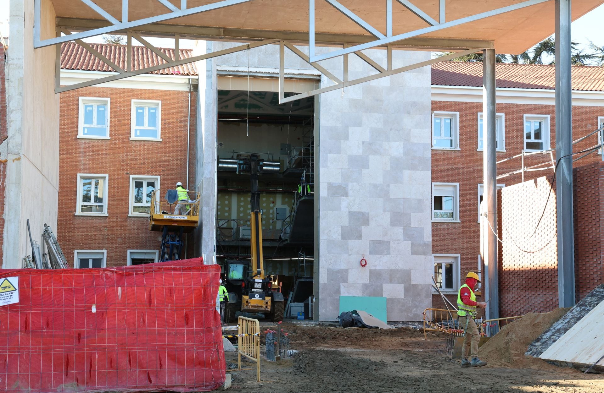 Así se desarrollan las obras de la Escuela de Enfermería