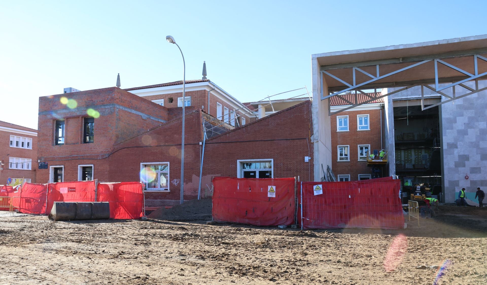 Así se desarrollan las obras de la Escuela de Enfermería