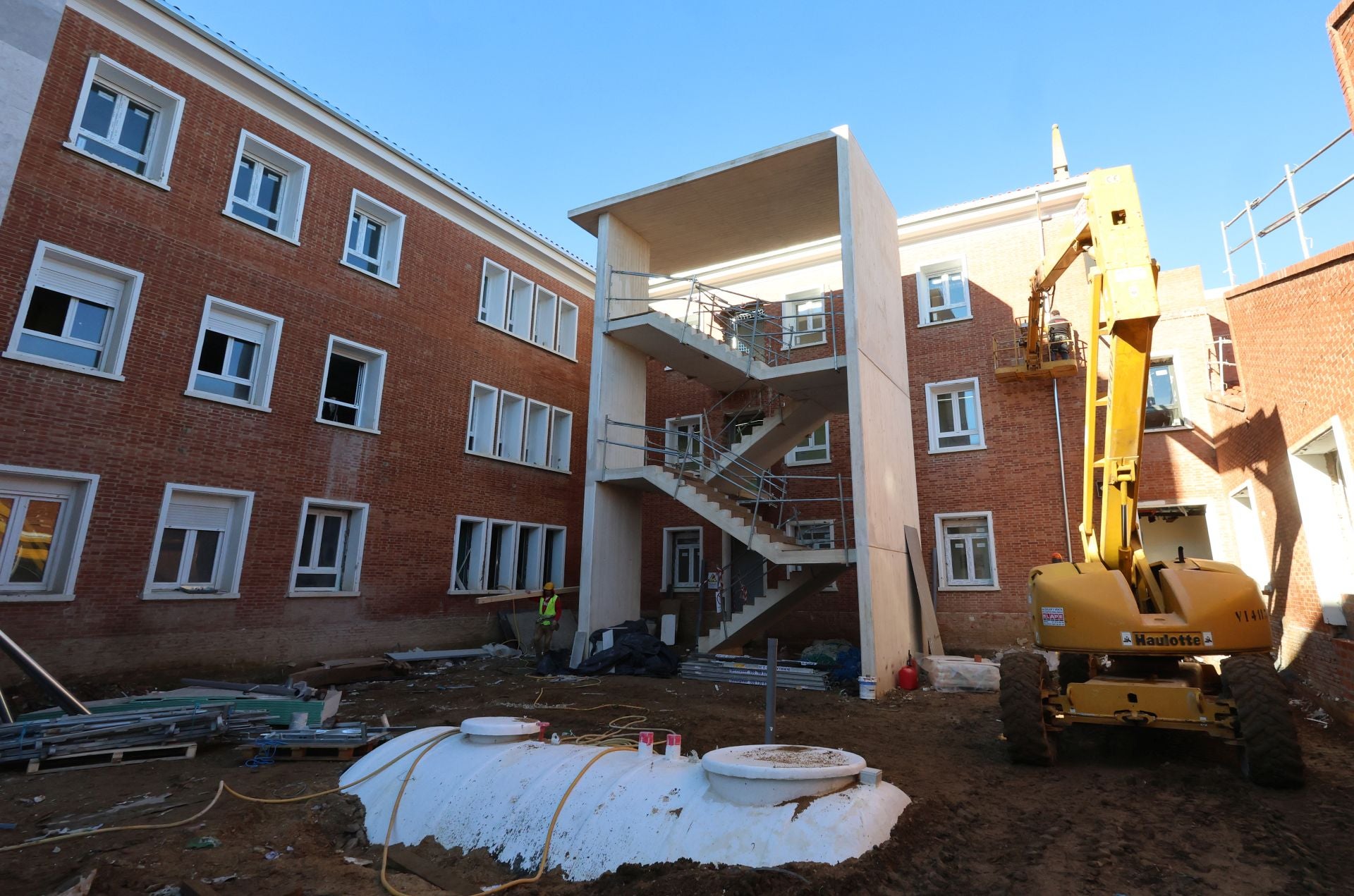 Así se desarrollan las obras de la Escuela de Enfermería