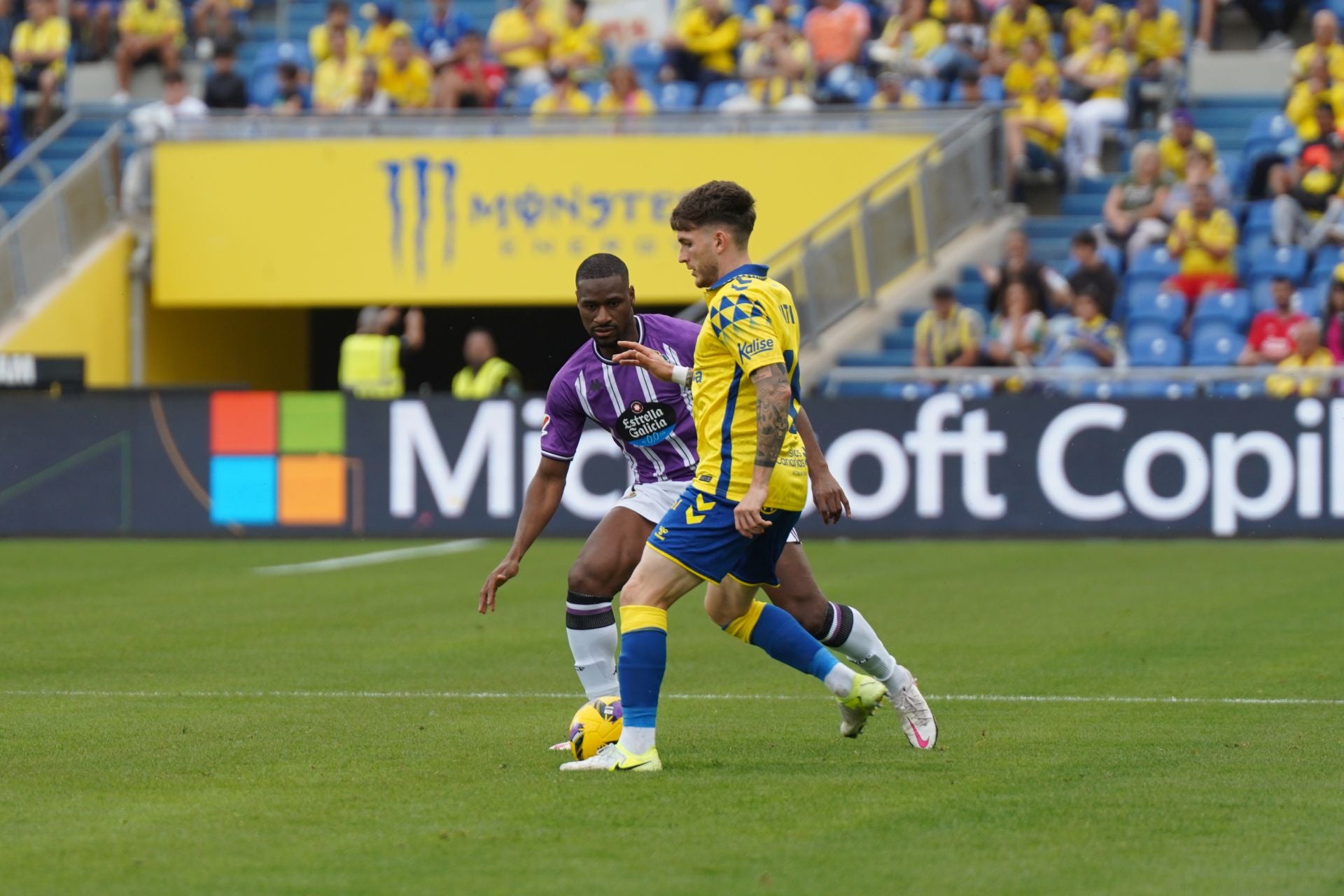 Las imágenes del partido entre Las Palmas y el Real Valladolid