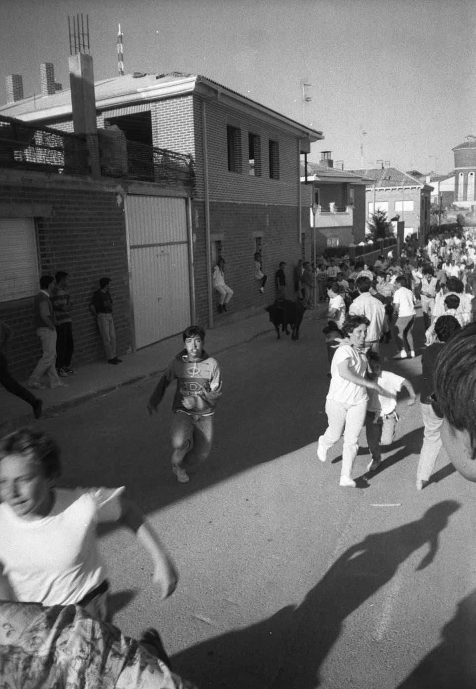 Encierros en las fiestas de La Flecha en 1997.