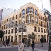 El edificio modernista que perdió su entrada por la calle Santiago